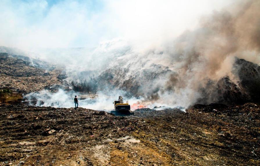 Incendio en vertedero de Haina está controlado en un 50 Diario Libre