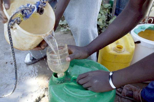 Casi 900 Millones Personas Viven Sin Agua Potable Diario Libre