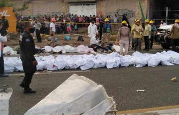 Confirman que al menos 16 dominicanos iban en furgón accidentado en México