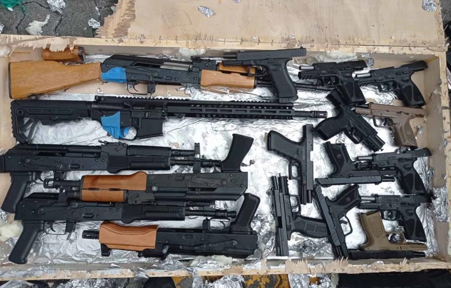 Decomisan cargamento de armas de fuego declaradas como artículos del hogar en puerto de Haina