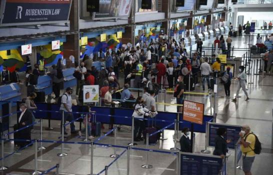 Aeropuerto Las Américas opera en normalidad tras accidente aéreo que dejó nueve muertos