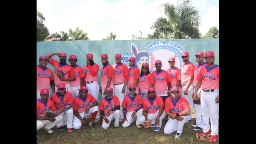 Liga Los Caribes convoca jugadores del 1980 para su 30 encuentro