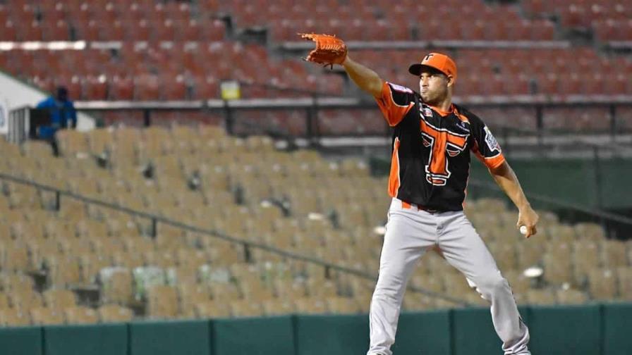 Valdés llegó de paso a Lidom, pero se marchará como un histórico