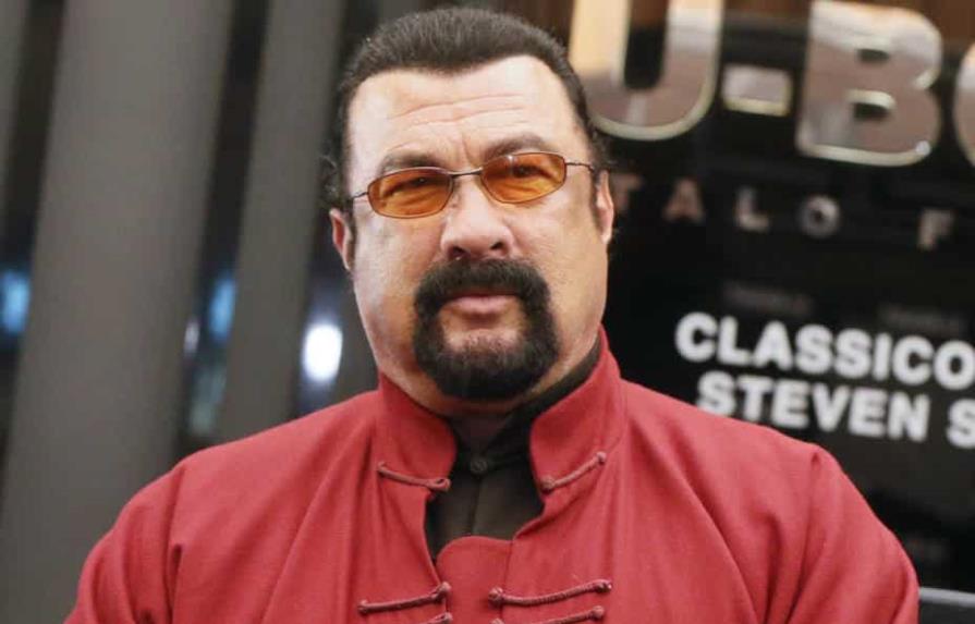 Afirman que Steven Seagal se mudará a Canaima, en Venezuela