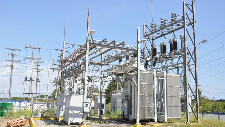 Las EDE presentan licitación para compraventa de potencia y energía