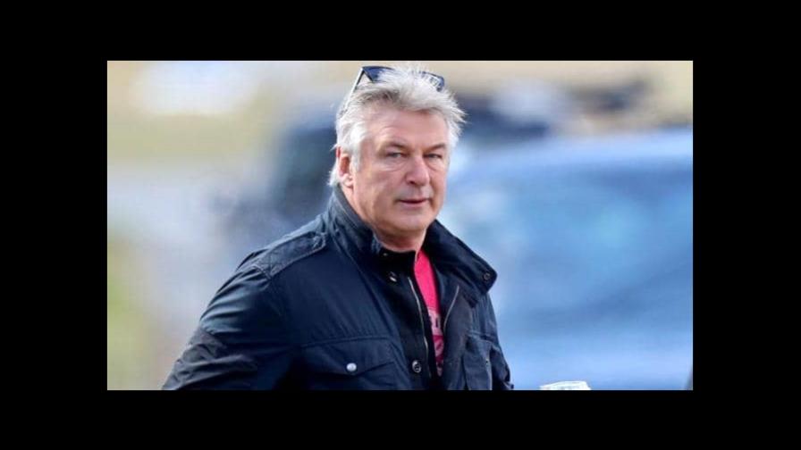 Las autoridades de EE.UU. registrarán el teléfono de Alec Baldwin