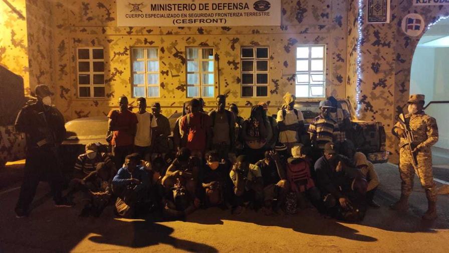 Cesfront detiene 66 haitianos ilegales en Dajabón y Jimaní
