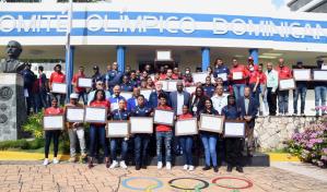 Atletas son reconocidos por el Comité Olímpico Dominicano por labor en Panamericanos Juveniles