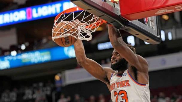 Quickly atina 7 triples y Knicks doblegan a Rockets