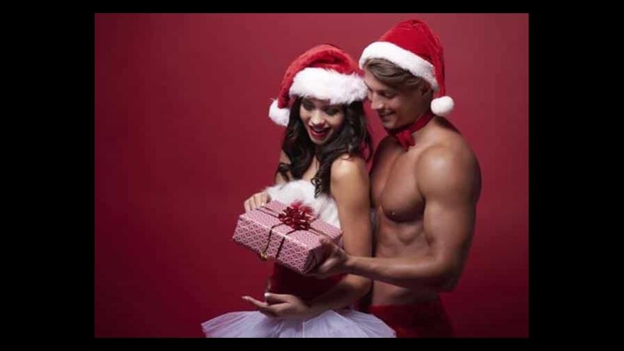 Sexo en Navidad: seis regalos para encender la pasión