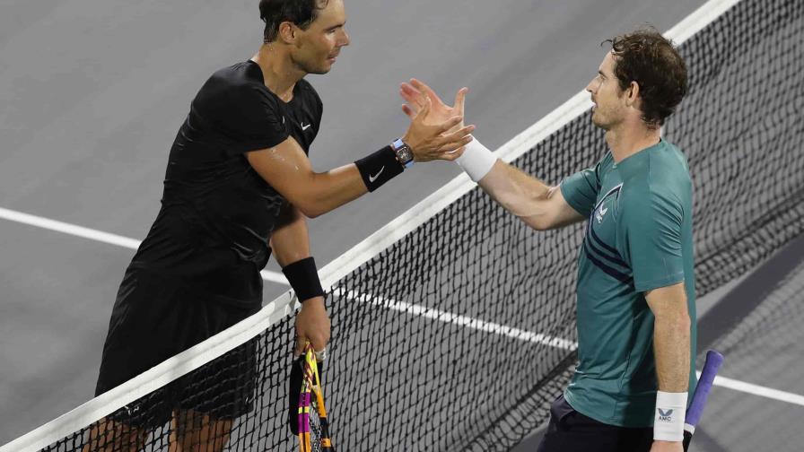 Nadal cae ante Murray en su primer juego en cuatro meses después de una lesión Nadal cae ante Murray en su primer juego en cuatro meses después de una lesión