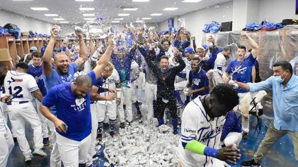El Licey vence a las Águilas y clasifica a la postemporada apoyado por el abridor César Valdez