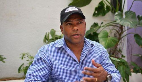 La justicia dominicana busca al ex pelotero Miguel Tejada para arrestarlo