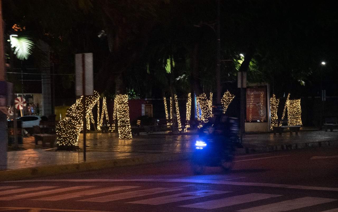 Adornos navideños en el Distrito Nacional