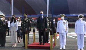 Abinader anuncia incorporaci&oacute;n de 201 veh&iacute;culos y m&aacute;s de 100 motores a instituciones militares