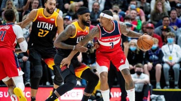 Beal luce con 37 puntos, en triunfo de Wizards sobre Jazz