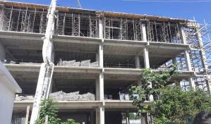 Realizan vaciado de última losa del nuevo Palacio de Justicia de Santo Domingo Este 