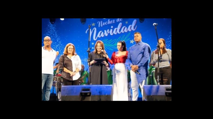 Multitudinarias Noches de Navidad cierran a ritmo de los éxitos del merenguero Johnny Ventura Multitudinarias Noches de Navidad cierran a ritmo de los éxitos del merenguero Johnny Ventura