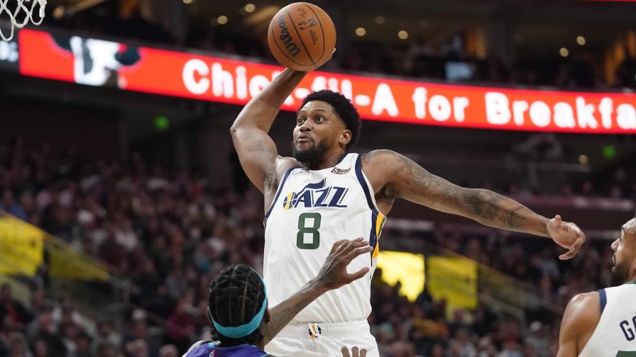 El Jazz en remontada vence a Hornets