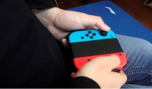Abuela quiere devolver seis consolas Nintendo Switch que recibe por error, pero la compañía tiene otros planes