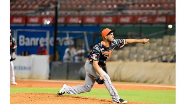 Raúl Valdés es favorito para el draft de reingreso de Lidom
