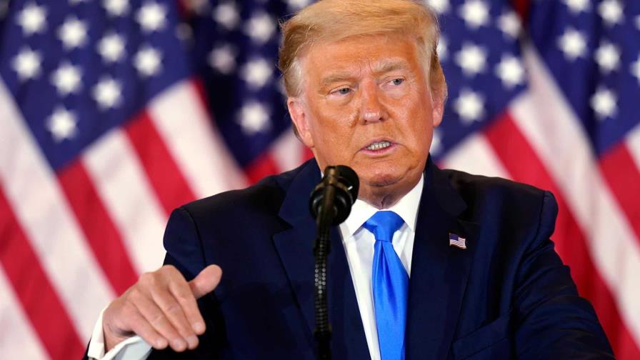 Trump insiste en que el asalto al Capitolio fue una “protesta desarmada” Trump insiste en que el asalto al Capitolio fue una “protesta desarmada”
