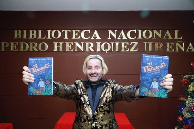 El dominicano Manuelle Del Mónaco Piñeyro presenta su libro “El Manuscrito”