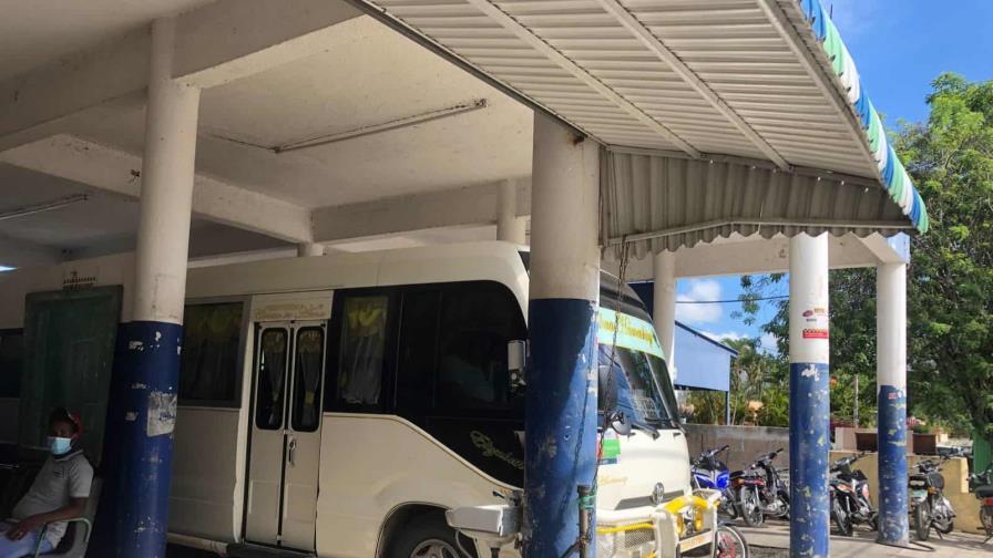 Transportistas de El Seibo se quejan de que “no hay pasajeros”