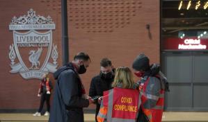 Coronavirus fuerza a suspender dos partidos de la Premier