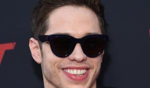 Pete Davidson bromea junto a un importante músico