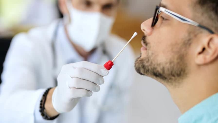 OPS: Comienza a descender la ola de contagios de ómicron en Latinoamérica