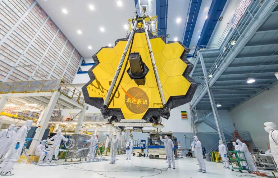 Todo listo para el lanzamiento del telescopio James Webb al espacio