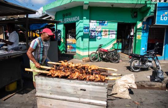 Ambiente festivo predomina en barrios de la ciudad por Nochebuena