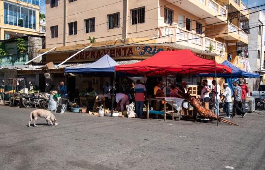 Ambiente festivo predomina en barrios de la ciudad por Nochebuena