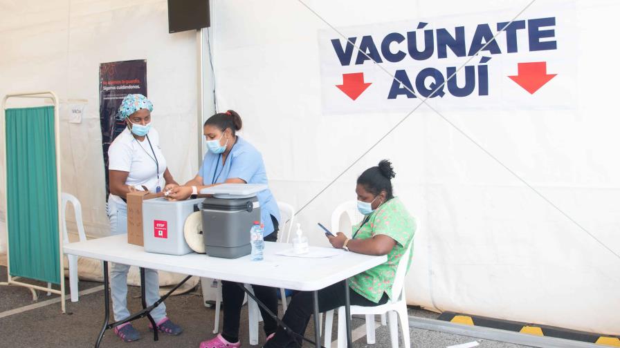 República Dominicana reporta la cifra de COVID-19 más alta en un mes República Dominicana reporta la cifra de COVID-19 más alta en un mes