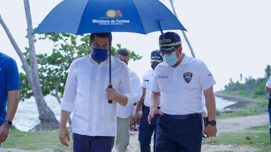 Intervienen playa Guayacanes; David Collado dice será modelo del Caribe