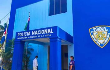 Policía en La Vega apresa hombre que intentó quemar casa