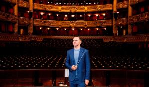 Iñaki Encina se pone al frente de la orquesta de la Ópera de París