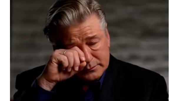 Las fuertes declaraciones del padre de Halyna Hutchins contra Alec Baldwin