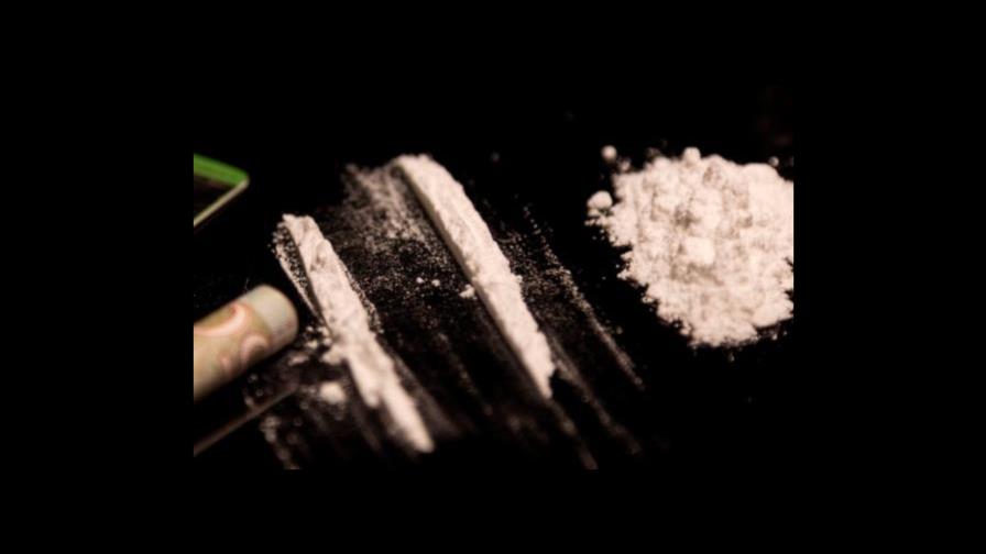 Un italiano da cocaína a su hija en lugar de un laxante Un italiano da cocaína a su hija en lugar de un laxante