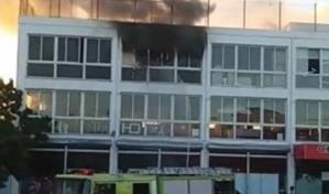 Se incendia tercer nivel del centro comercial Central Isabelita
