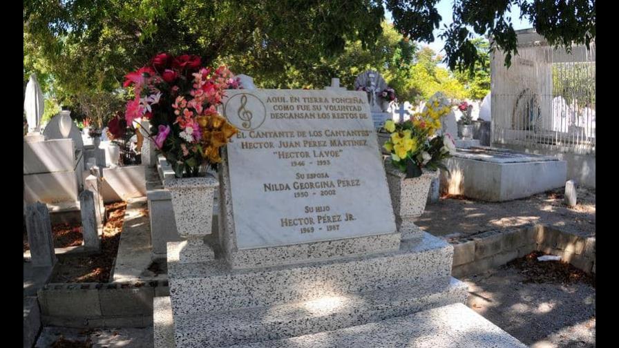 Denuncian daños en la tumba del salsero Héctor Lavoe en Puerto Rico