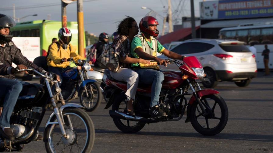 Intrant hace caso omiso a la advertencia de actuar fuera de la ley con registro de motocicletas