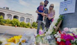 Dictan cadena perpetua más 30 años para autor de tiroteo en sinagoga de EEUU