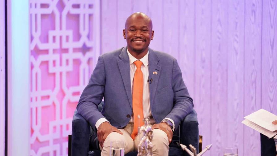 Recomiendan no publicar fotos de pasaportes y visas en las redes sociales Recomiendan no publicar fotos de pasaportes y visas en las redes sociales