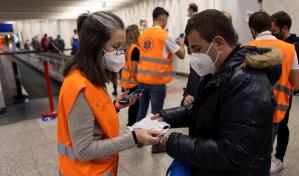 España incrementa los controles sanitarios de entrada a través de aeropuertos
