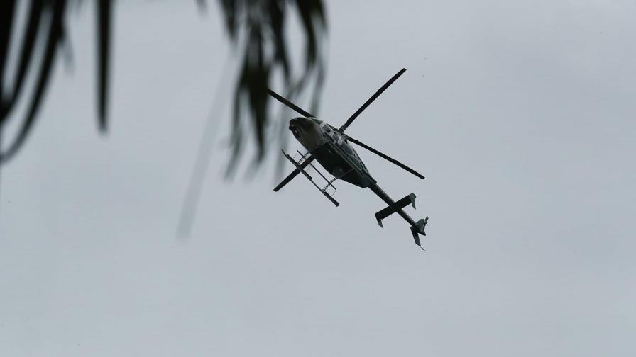 Cae helicóptero que combatía incendio en Argentina y deja 2 muertos Cae helicóptero que combatía incendio en Argentina y deja 2 muertos
