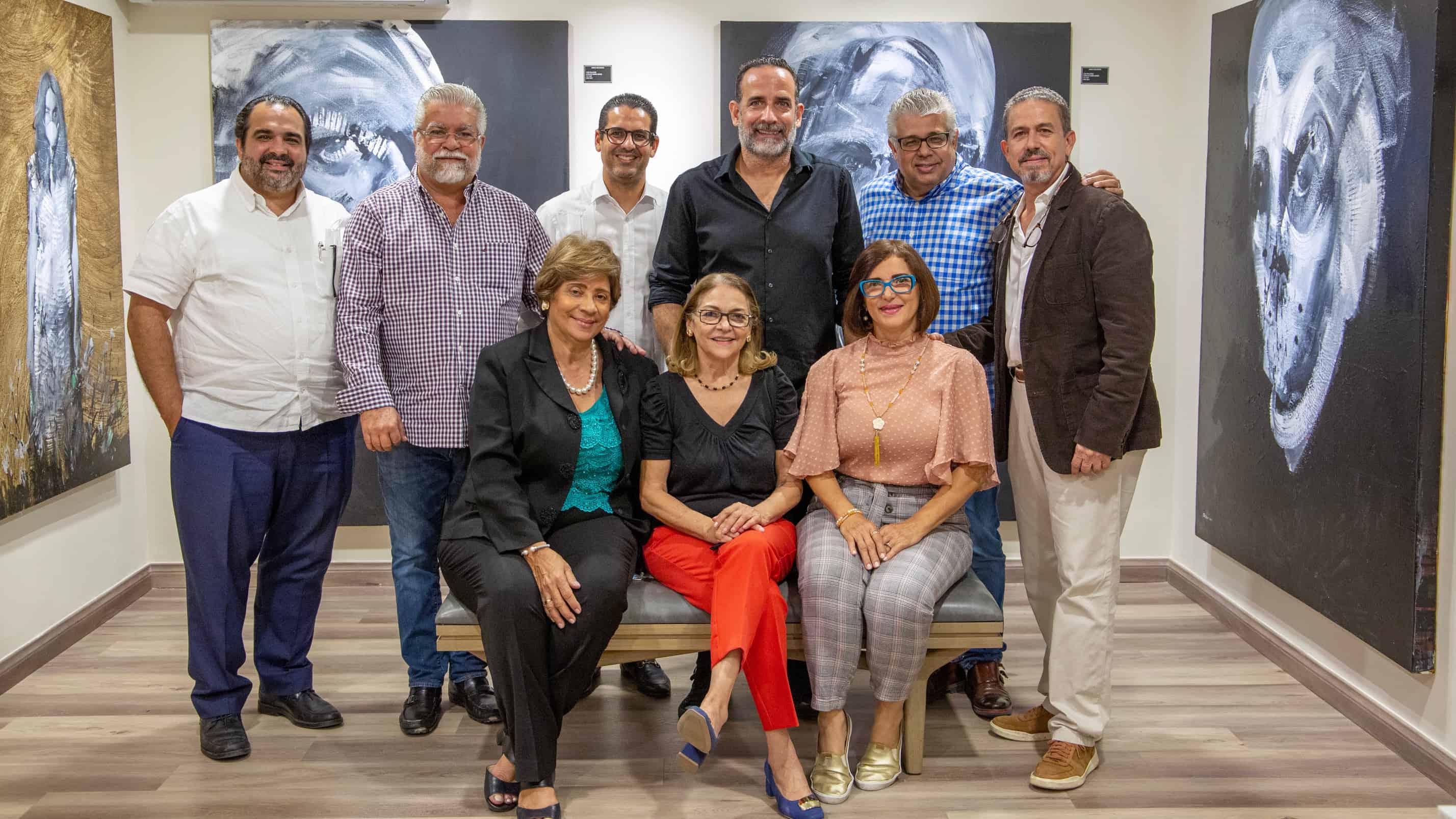 Tamara de Bodden, Mildre Canahuate, Purísima de León, Cesar Miguel, Juan Antonio Guerra, Edwin Espinal Matos, José Pelletier, Juan José Mesa y Juan Julio Bodden.