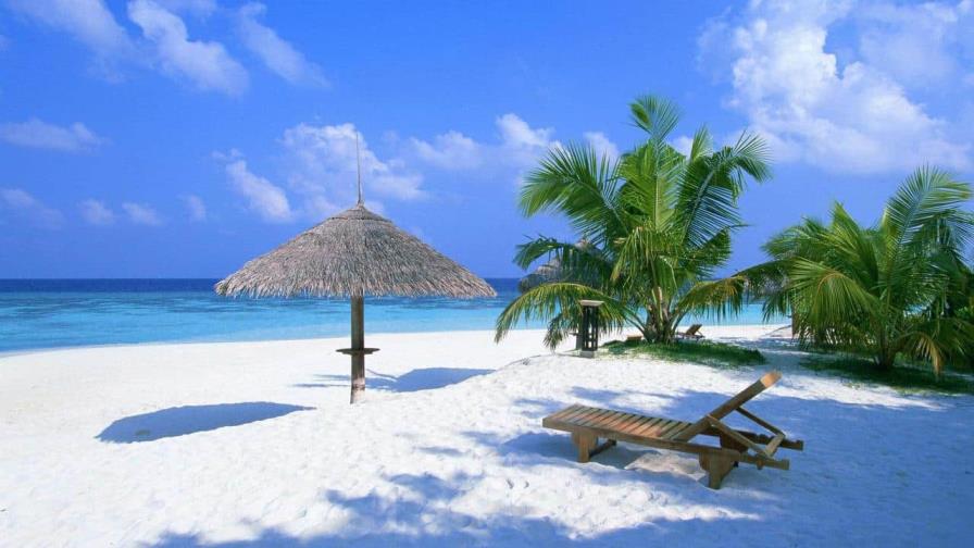 Perú cierra playas en año nuevo para frenar contagios de COVID Perú cierra playas en año nuevo para frenar contagios de COVID