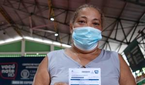 Resoluci&oacute;n obliga a servidores p&uacute;blicos vacuna con 3 dosis